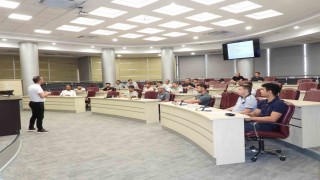 Kepez Belediyesinden personele Afetlerde İş Güvenliği Eğitimi