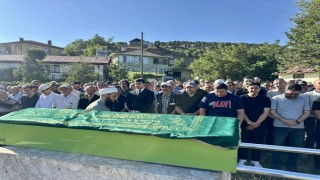 Kıbrıs gazisi Ertuğrul Pehlivan son yolculuğuna uğurlandı