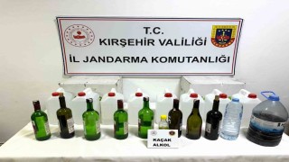 Kırşehir'de 48 litre kaçak alkol ve el yapımı içki ele geçirildi