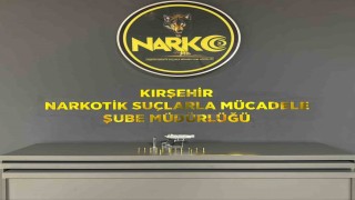 Kırşehirde ruhsatsız tabanca, şarjör ve fişek ele geçirildi