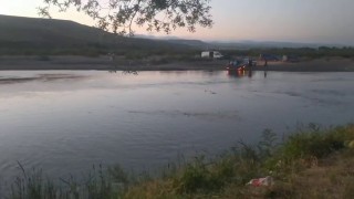 Kızılırmakta akıntıya kapılan şahıs kayboldu