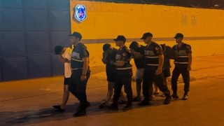 Kızkalesi'nde kimlik göstermek yerine polise karşı gelen 4 şüpheli tutuklandı