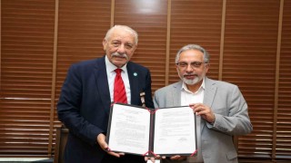 KKTC Aksakalı Öksüzoğlundan Talas Belediyesine anlamlı emanet