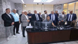 KKTC heyeti AOSBnin dijital altyapısını yerinde inceledi