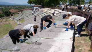 Konuralp Antik Tiyatro restorasyona hazırlanıyor