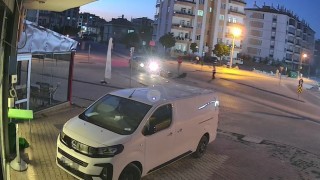Konyada otomobille çarpışan motosikletli yaralandı