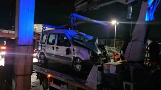 Küçükçekmecede makas atan sürücü kazaya sebep oldu: 2 yaralı