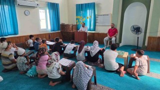 Kuyucak'ta Yaz Kuran Kursu öğrencilerine rehberlik seminerleri