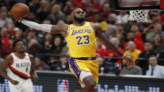 LeBron James, NBAde 4. farklı takımda forma giyecek