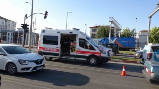 Malatyada 6 aracın karıştığı zincirleme kazada 4 kişi yaralandı