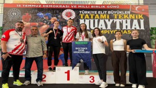 Manisalı muaythaiciler Türkiye Şampiyonasına damga vurdu