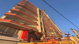 Mardinde apartman dairesinde çıkan yangın söndürüldü