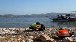 Marmaris kıyılarına vuran mikroplastikler çevrecileri harekete geçirdi