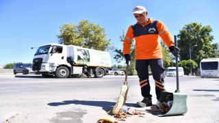 Mersin Büyükşehir Belediyesi temiz bir kent için sahada