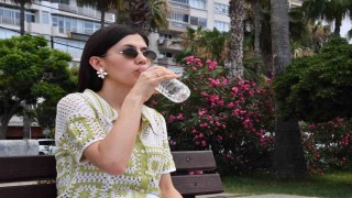 Mersinde uzmanlardan aşırı sıcaklara karşı uyarılar