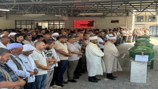 Mersindeki 4 kişi feryatlar arasında son yolculuğuna uğurlandı