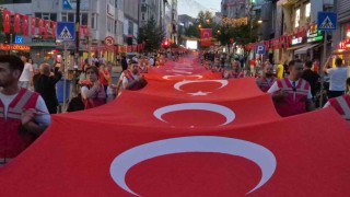 Meydanlar kırmızı beyaza büründü: Tekirdağda 15 Temmuzda yüzlerce kişi tek yürek oldu