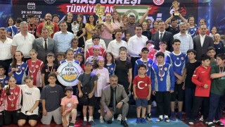 Minikler ve Yıldızlar Mas Güreşi Türkiye Şampiyonası Kayseride başladı