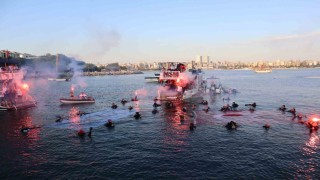 Moda İskelesinde tarihi kutlama: Kabotaj Bayramı için 100 noktada aynı anda daldılar