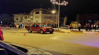 Motosikletle yaya geçidinden geçeyim derken hastanelik oldular