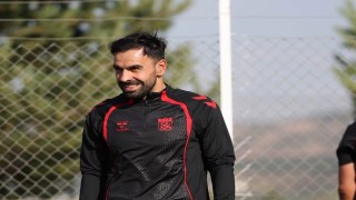 Murat Paluli, 1 yıl daha Sivassporda