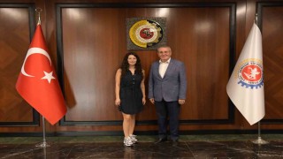 Murzioğlundan Aybüke Eldemire tebrik