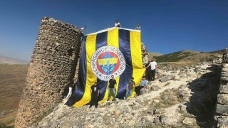 Muşta Dünya Fenerbahçeliler Günü Haspet Kalesinde kutlandı