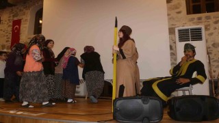 Nasrettin Hocanın memleketinde Timurun Filleri sahnelendi