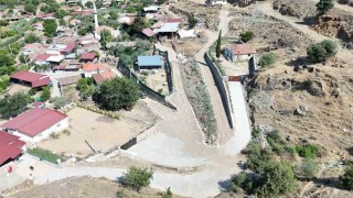 Nazilli Belediyesi Kırcaklıda yolları yeniledi