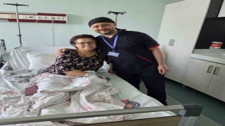 Öğrencisi profesör oldu, 29 yıl sonra öğretmenini ameliyat ederek sağlığına kavuşturdu