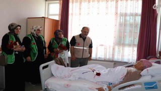 Oltuda  hastalara moral ziyareti