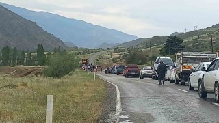 Oltuda sağanak yağış sele neden oldu