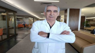 Op. Dr. Atlı: Ebola, iç ve dış organlarda kanamalarla seyreden bir hastalık