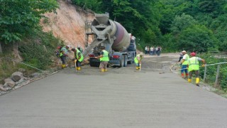 Orduda beton yol çalışmaları sürüyor