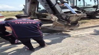 Osmaniyede mazgala düşen yavru kedi itfaiye ekiplerince kurtarıldı