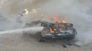 Osmaniye'de seyir halindeki otomobil yandı