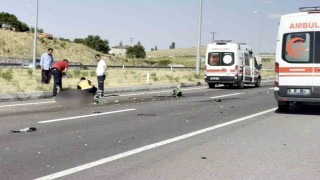 Otomobil ile motosiklet çarpıştı: 1 ölü, 1 yaralı