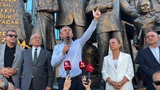 Özgür Özelden dini değerleri aşağılayan Deniz Göktaşa destek