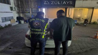 Plakasız lüks aracıyla drift atan maganda kameraya yansıdı