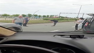 Rizede yol ortasında tabanca bulundu