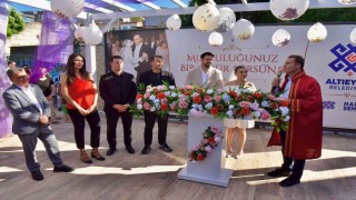 Sabri Uğur parkı açık hava nikah salonu hizmete açıldı