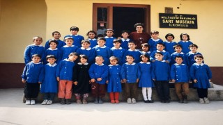 Salihli'de ilkokul arkadaşları, 28 yıl sonra buluştu