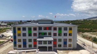 Samandağa inşa edilen 24 derslikli Anadolu lisesi inşaatında sona gelindi