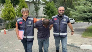 Samsun'da 1 buçuk milyonluk vurgun yapan sahte polis adliyeye sevk edildi