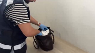 Samsunda 1 kilo 210 gram metamfetamin ele geçirildi