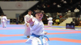 Samsunda bin 247 karate sporcusunun madalya mücadelesi