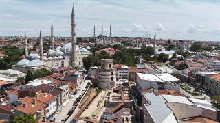 Sanat tarihçisi Prof. Dr. Beksaç: Makedonya Kulesi hak ettiği bilgiye layık olması gereken bir yapı