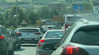Şehir Hastanesi kavşak çalışması trafiği kilitledi: Kilometrelerce araç kuyruğu