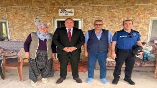 Sehit babasına anlamlı ziyaret