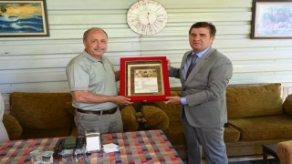 Şehit Yusuf Ergünün şehadet belgesi babasına teslim edildi